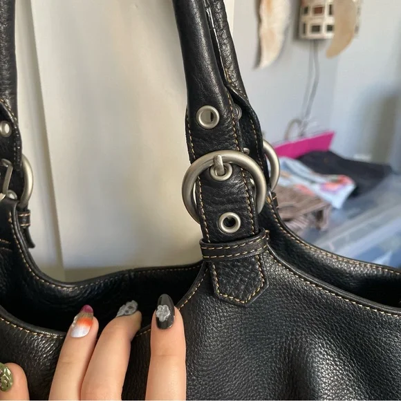 kenneth cole leather tote - Picture 4 of 8